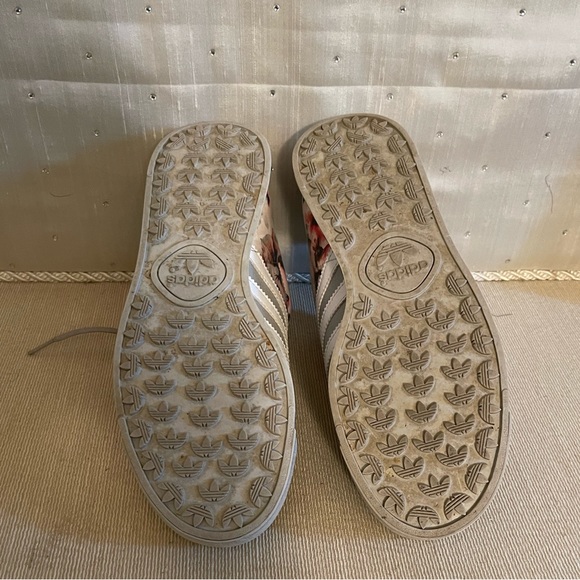 Floral Samoa Gray Adidas Original Shoes - Picture 5 of 6